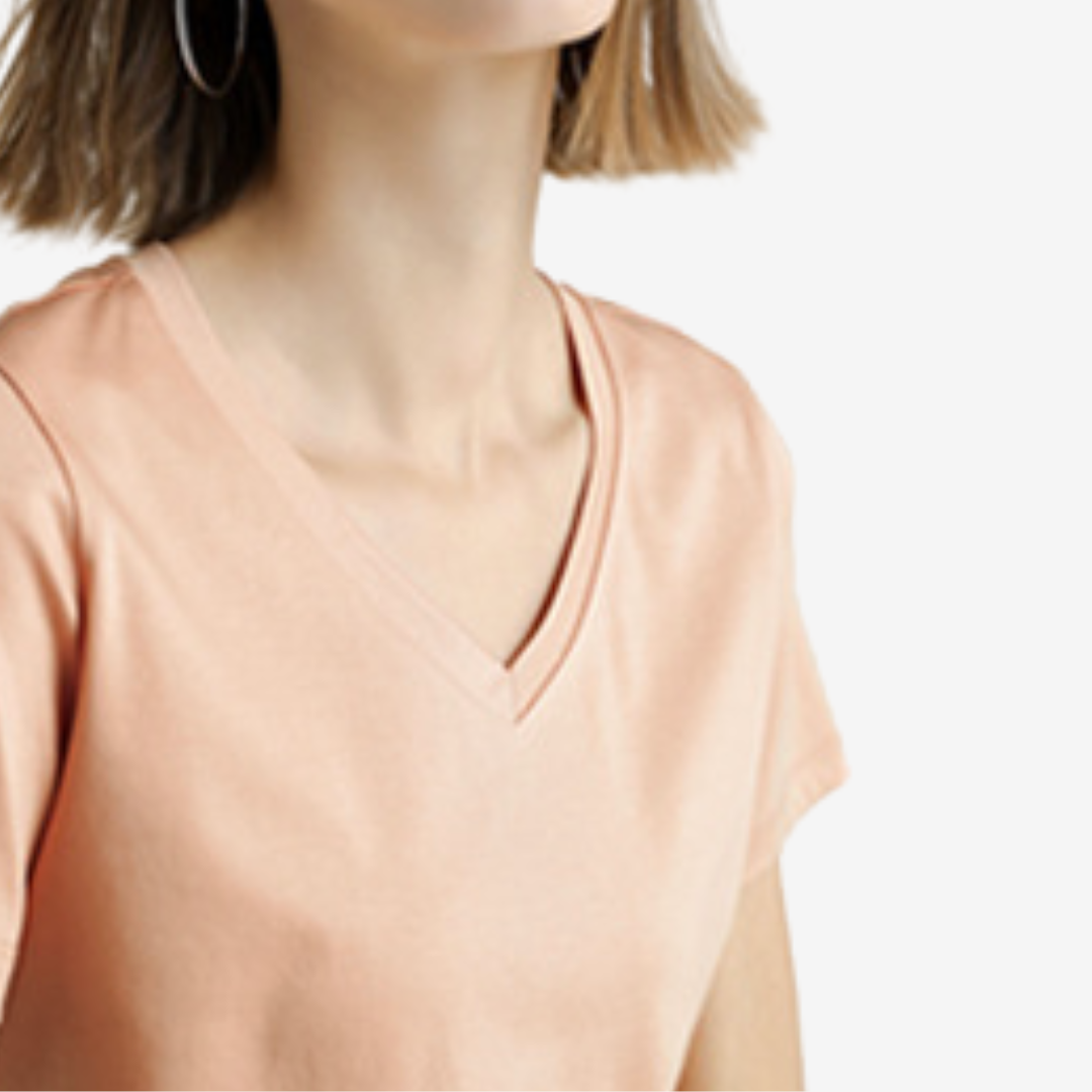 Cerise™ Col V Élégant